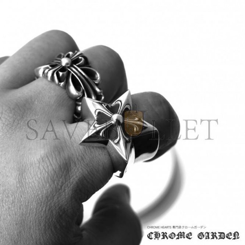 CHROME HEARTS LARGE STAR RING