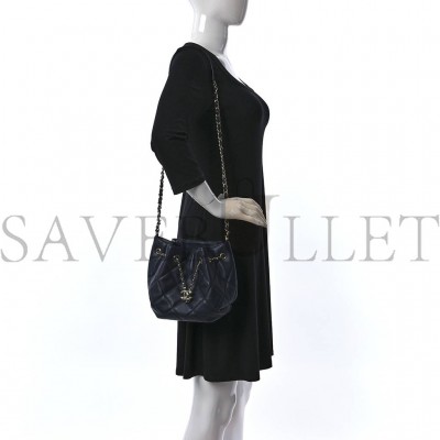 CHANEL LAMBSKIN QUILTED SMALL CC CHAIN BUCKET DRAWSTRING BAG NAVY (18*14*11cm)