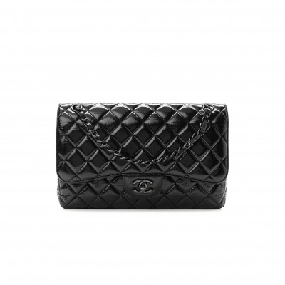 CHANEL SHINY DISTRESSED CALFSKIN QUILTED JUMBO DOUBLE FLAP SO BLACK BLACK HARDWARE (30*19*10cm)