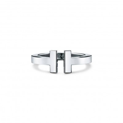 TIFFANY T SQUARE RING IN SILVER