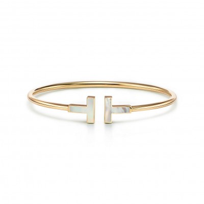 TIFFANY T WIRE BRACELET IN YELLOW GOLD WITH MOTHER-OF-PEARL