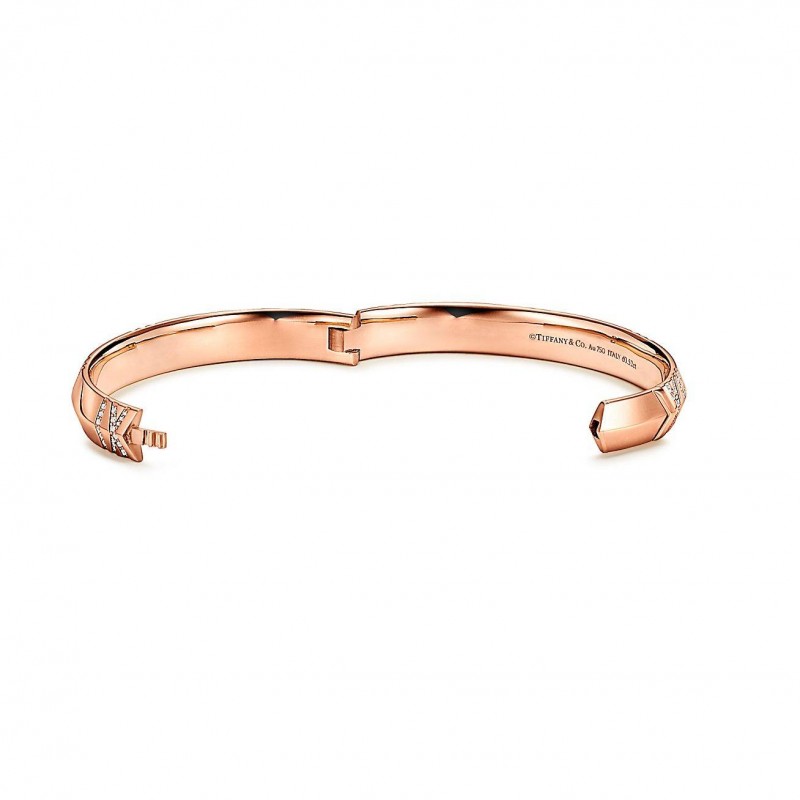 TIFFANY&CO. ATLAS® X CLOSED WIDE HINGED BANGLE IN ROSE GOLD WITH DIAMONDS 68174287