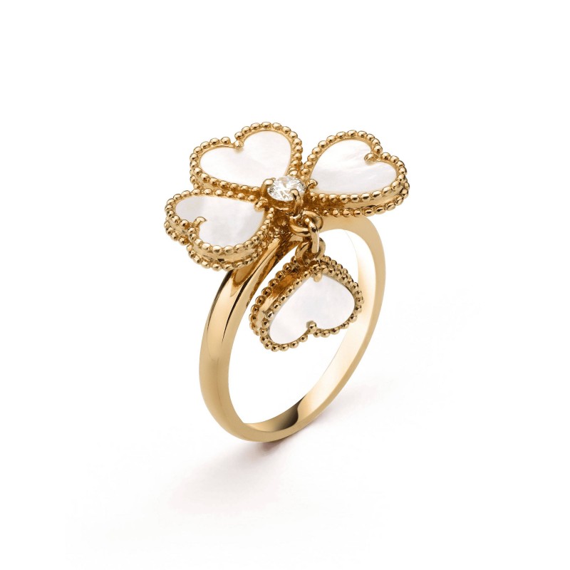 VAN CLEEF ARPELS SWEET ALHAMBRA EFFEUILLAGE RING - YELLOW GOLD, DIAMOND, MOTHER-OF-PEARL  VCARN5P300